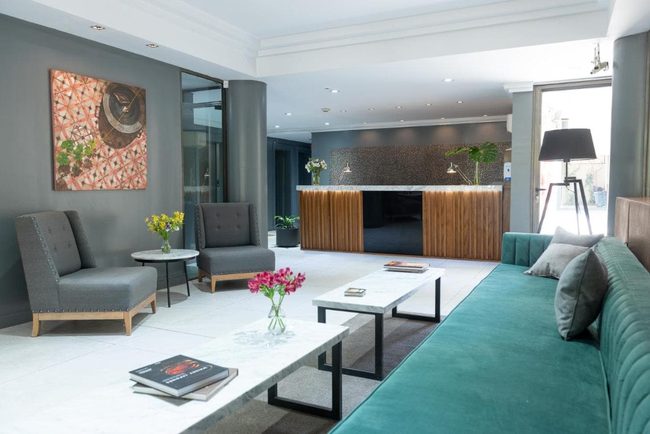 Portal Plaza Suites 2